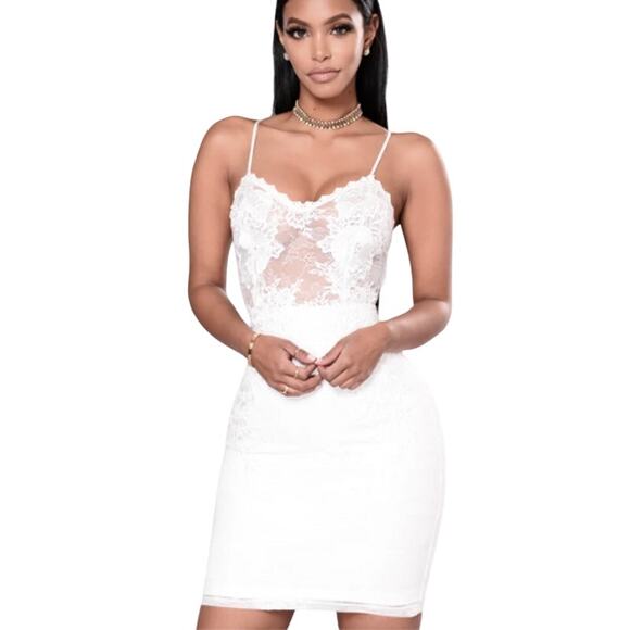 FashionNova "The Bachelorette" Dress in White NWT Size Small - Picture 2 of 4